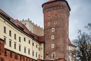Krakow Highlights Tour in Classic Car with Pro Photo Session