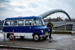 Krakow Highlights Tour in Classic Car with Pro Photo Session