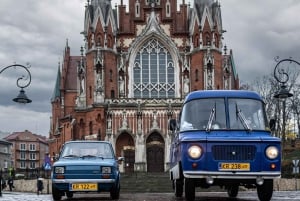 Krakow Highlights Tour in Classic Car with Pro Photo Session