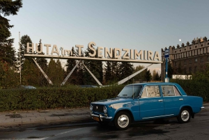 Krakow Highlights Tour in Classic Car with Pro Photo Session