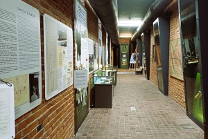 Krakova: Kotiarmeijan museo, ohita jono -pääsylippu