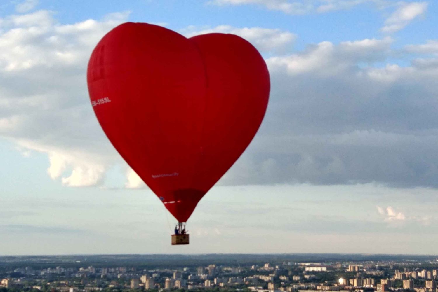 Cracovia: tour esclusivo in mongolfiera con champagne