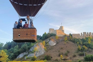 Cracovia: tour esclusivo in mongolfiera con champagne