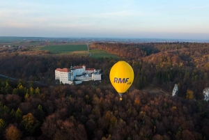 Cracovia: tour esclusivo in mongolfiera con champagne