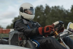 Krakow: Indoor Go-Karting (24-Minute Races)