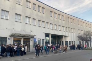 Krakow: Jewish Culture & Schindler Factory VIP Tour & Pickup