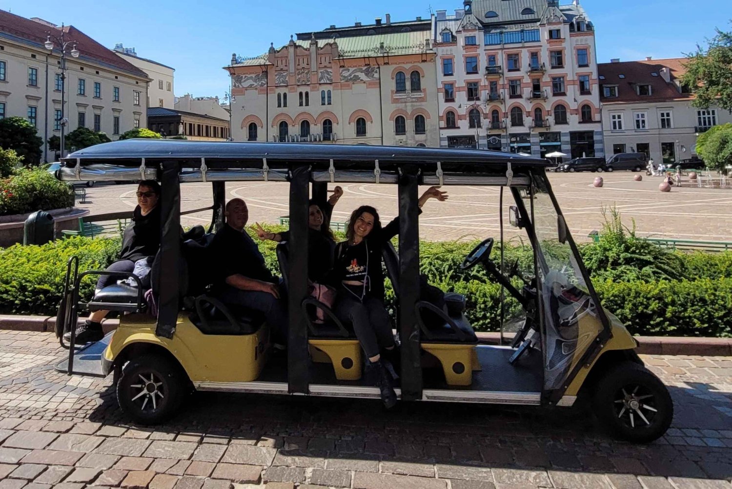 Krakow: Jewish Quarter & Schindler's Factory Golf Cart Tour