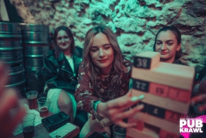 Krakow: Kazimierz Pub Crawl with 1-Hour of Unlimited Drinks