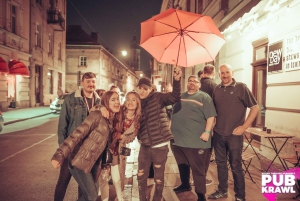 Krakow: Kazimierz Pub Crawl with 1-Hour of Unlimited Drinks