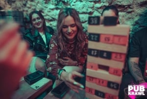 Cracovia: Ruta de bares de Kazimierz con 1 hora de bebidas ilimitadas