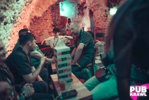 Krakow: Kazimierz Pub Crawl med 1 time med ubegrenset drikke