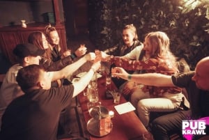 Krakow: Kazimierz Pub Crawl with 1-Hour of Unlimited Drinks