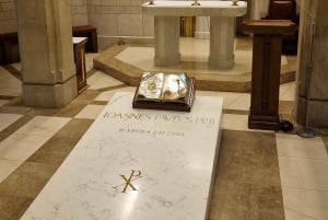 Krakow- Lagiewniki Johannes Paulus II-centrum och Guds barmhärtighet