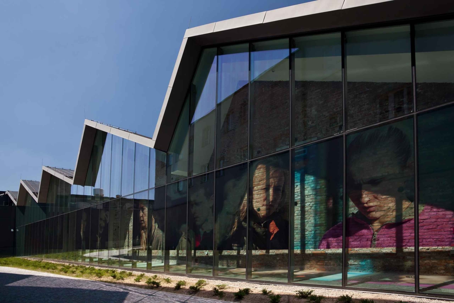 Krakow: MOCAK Museum of Contemporary Art: Entrébillet