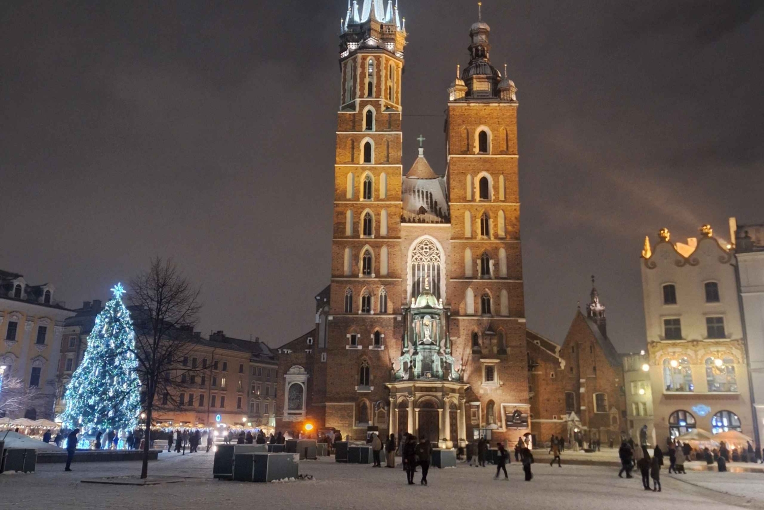 Kraków Nativity Scenes - evevning walk with mulled wine