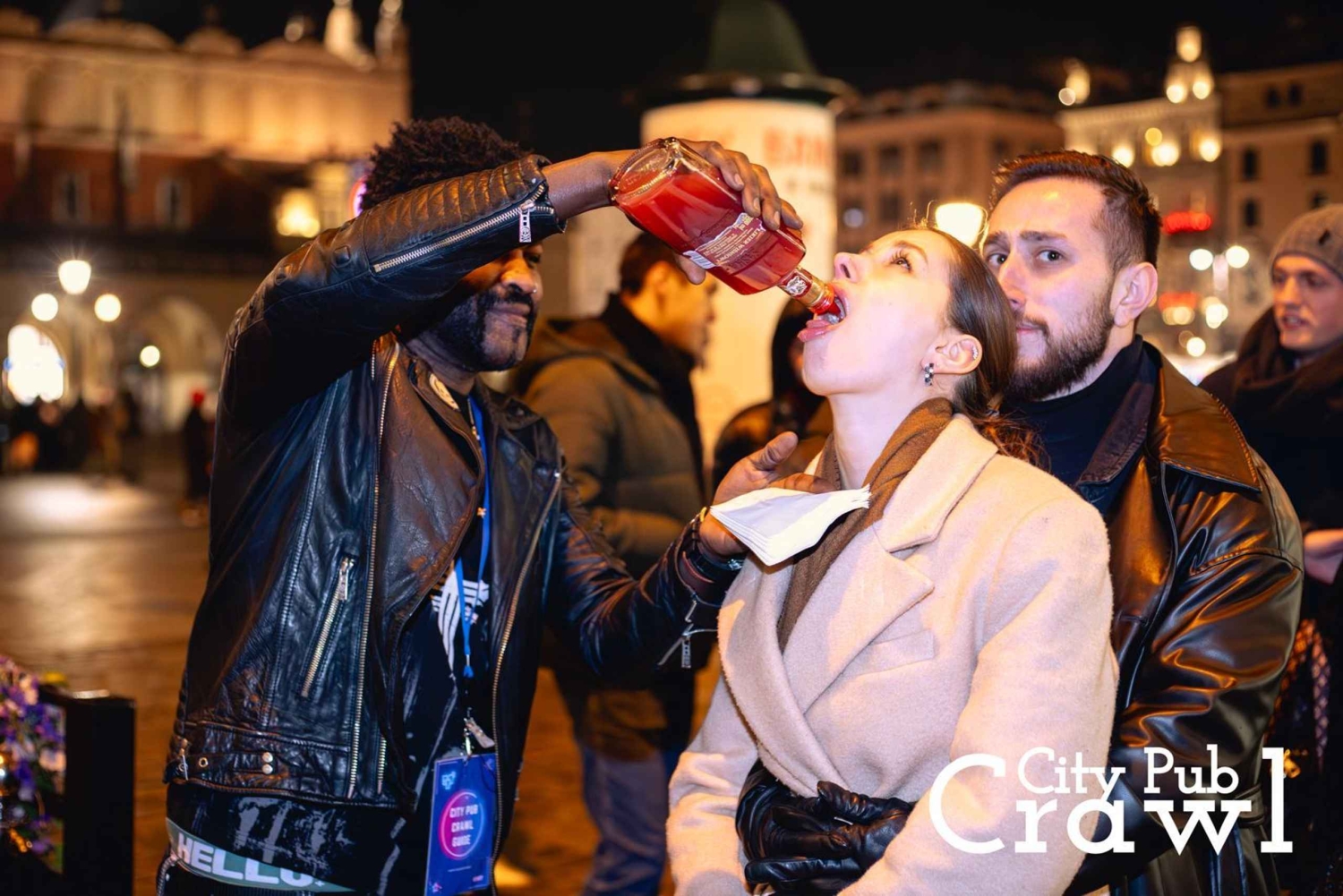 Krakow: New Year's Eve Pub Crawl 1-hour Open Bar + 3 Clubs