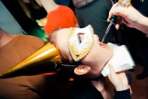 Krakau: Silvester-Pub-Crawl mit 2 Stunden offener Bar