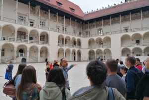 Krakow Old Town: 2-Hour Private Tour with Local Historian