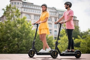 Cracovia: Tour in scooter elettronico della città vecchia di 2 ore