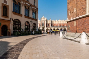 Krakow Old Town Walking Tour and Christmas Market Entrance