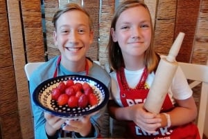 Krakau: Pierogi Home Cooking Class