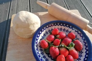 Krakau: Pierogi Home Cooking Class