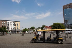 Krakau: Stadsrondleiding door 3 wijken met een elektrische auto