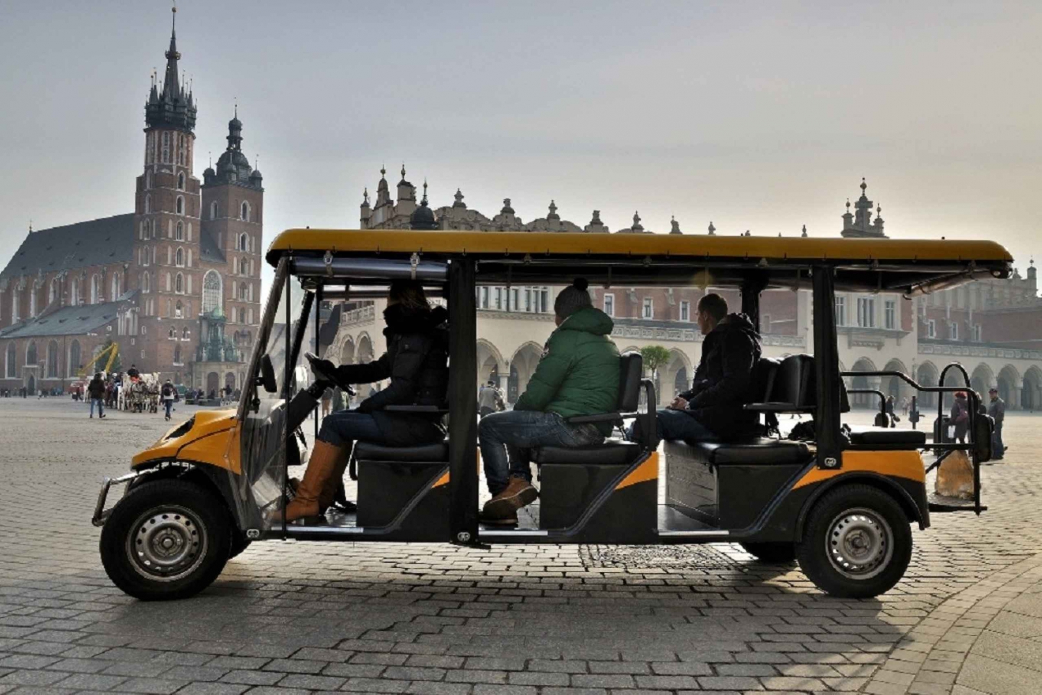 Krakow: Private City Highlights Sightseeing Car Tour