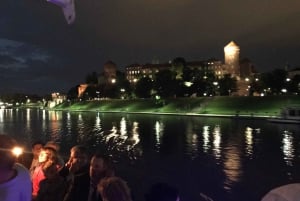 Cracóvia: Passeio noturno particular de barco