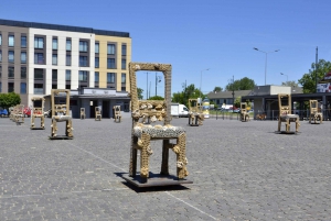 Krakow: Private Guided City Tour by Electric Car