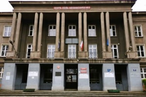 Krakow: Private Nowa Huta Adventure Tour in Communist Cars