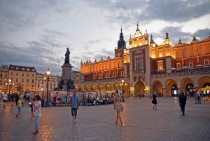 Cracovia: Visita turística privada en coche eléctrico