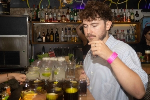 Krakau: Kneipentour 1 Stunde offene Bar, VIP-Eintritt und Begrüßungsdrinks