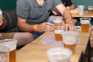 Krakau: Kneipentour 1 Stunde offene Bar, VIP-Eintritt und Begrüßungsdrinks