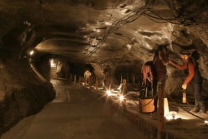 Cracovia: crociera sul fiume e tour di gruppo della miniera di sale di Wieliczka