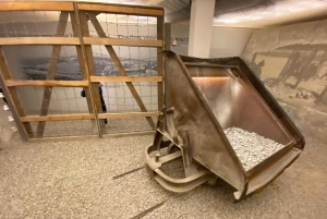 Krakow: Schindler's Factory Museum Small Group Guided Tour