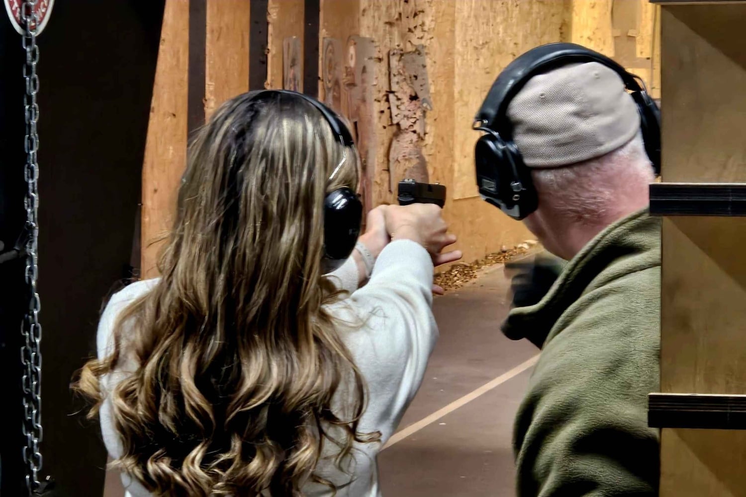 Krakau: Schießstand mit Abholung vom Hotel