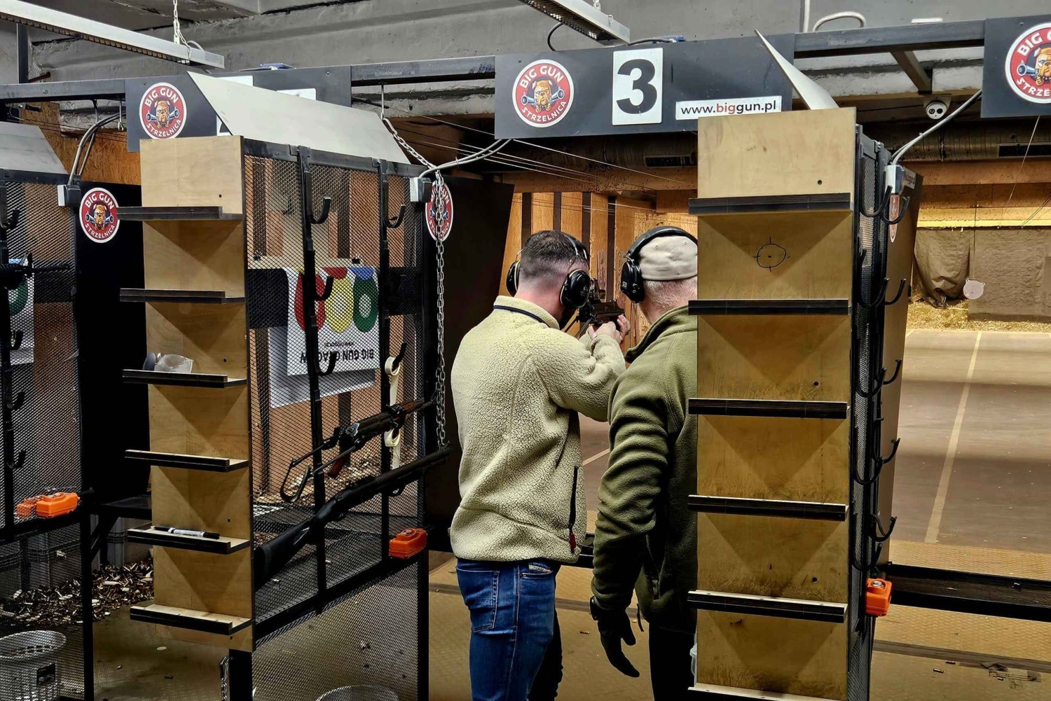 Krakau: Schießstand mit Abholung vom Hotel