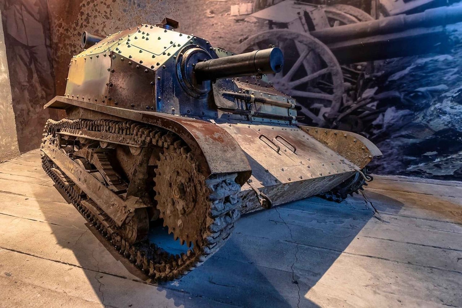 Krakow: Short Cruise and Schindler's Factory Guided Tour