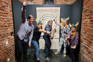 Kraków: Shurikens, Kunais, knive, tomahawks, økser, skydning