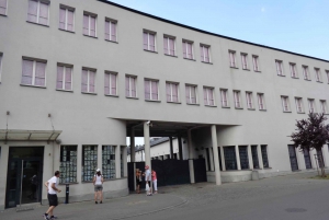 Krakow: Hoppa över kön Oskar Schindlers museum privat rundtur