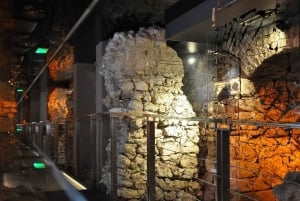 Krakova: Skip the Line Underground Museum & Old Town Yksityinen