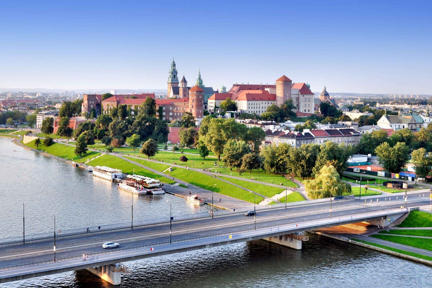 Krakow: Electric Car Tour and Optional Schindler’s Factory
