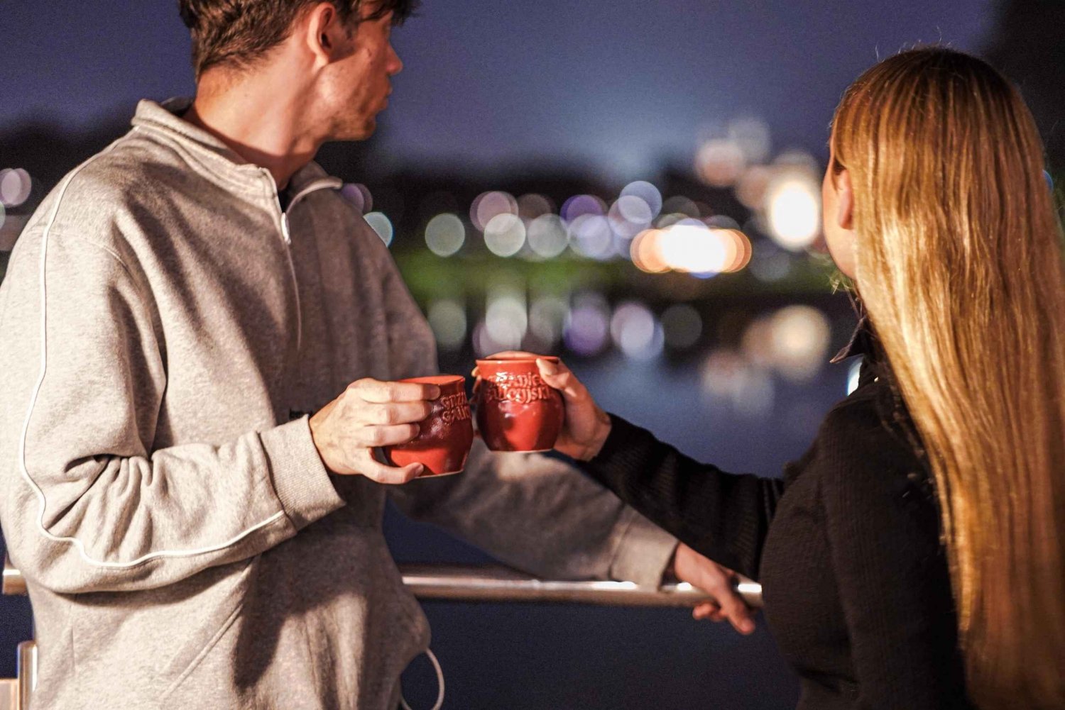 Kraków: Vistula River Cruise with Mulled wine