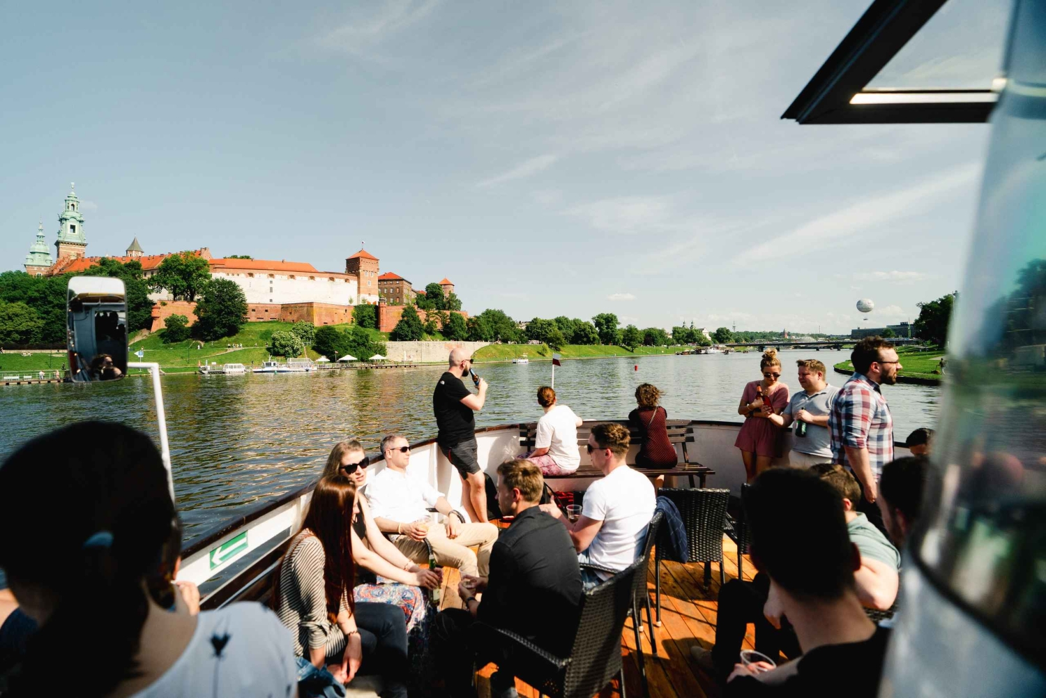 Krakow: Sightseeingcruise på elven Wisła med audioguide
