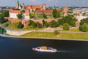 Krakow: Vistula River Sightseeing Cruise with Audio Guide