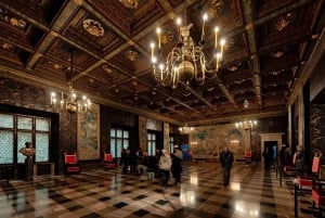 Krakow: Wawel Castle and Cathedral Guided Tour