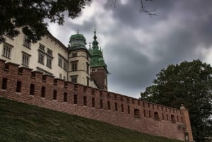 Krakow: Wawel Royal Hill Guided Tour