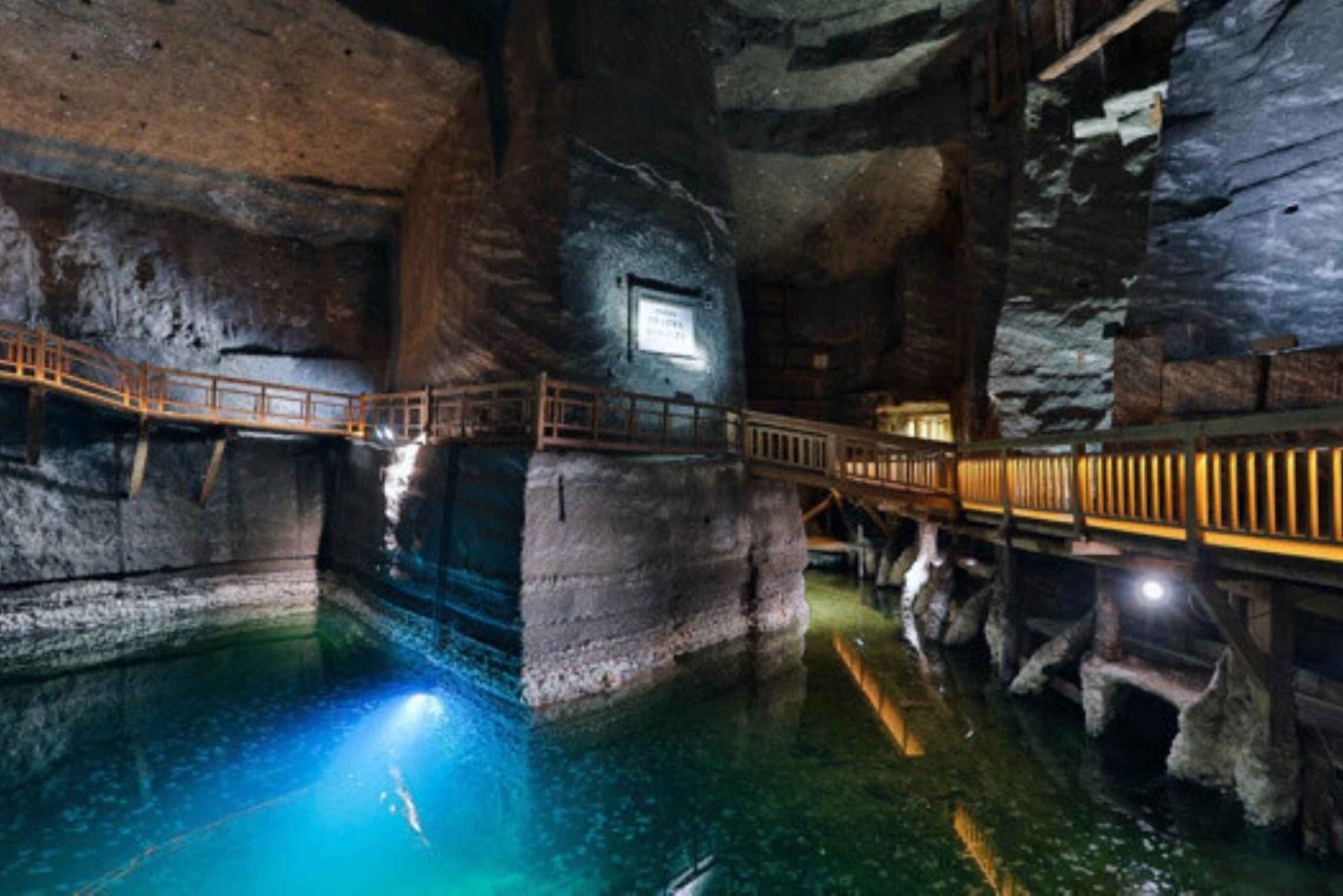 Cracovie : visite guidée de la mine de sel de Wieliczka avec billet d'entrée