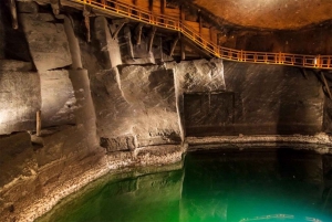 Cracovie : Visite guidée de la mine de sel de Wieliczka avec transport